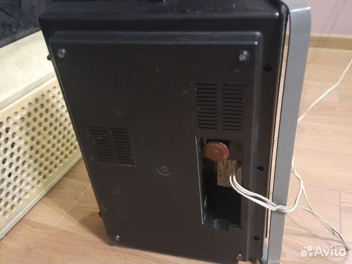 Проигрыватель ддя пластинок 