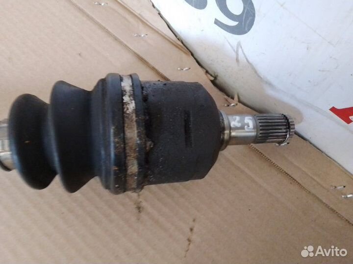 Полуось привод передний правый Hyundai Matrix 1.6