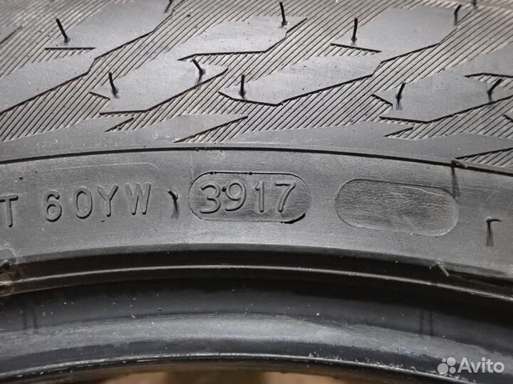 Nokian Tyres Hakkapeliitta 9 SUV 315/40 R21 111T