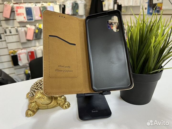 Чехол книжка Samsung A13 серебристый