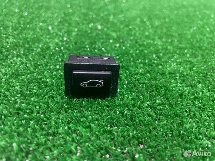 Кнопка открытия багажника Bmw 5 G30/G31 B47D20A