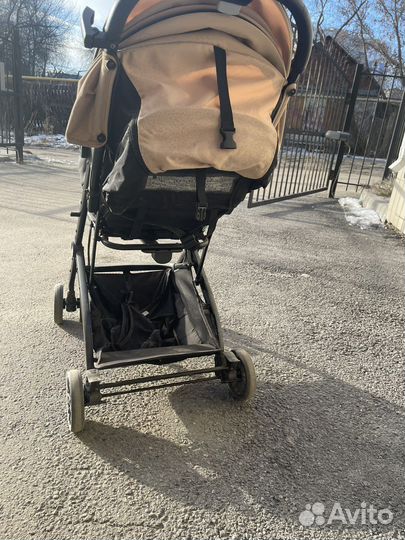 Коляска легкая Cam compass с 6месяцев
