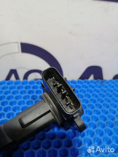 Датчик массового расхода воздуха Subaru Legacy