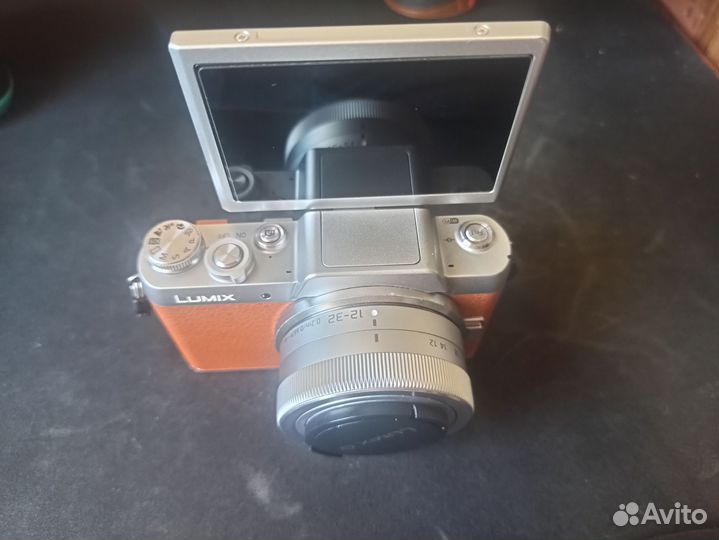 Panasonic Lumix GF7