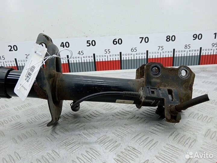 Амортизатор передний левый Opel Astra H (2004-2012)