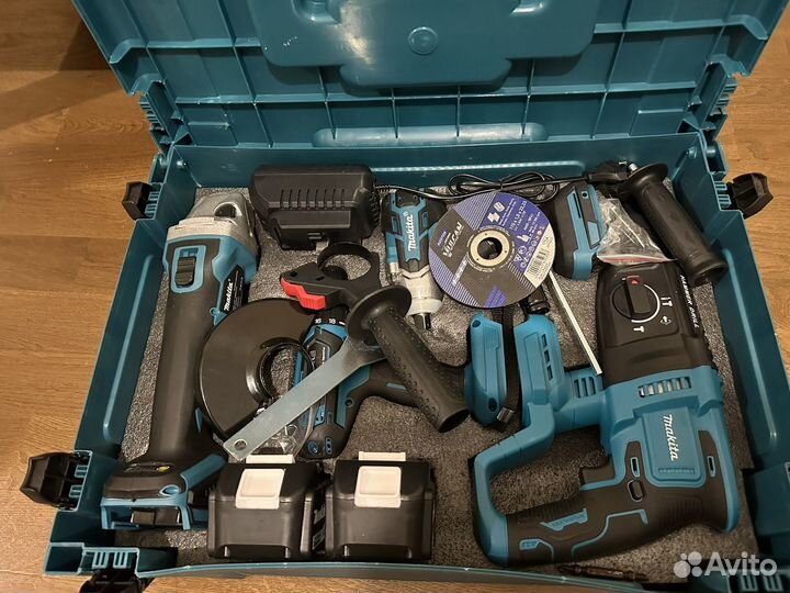 Набор инструментов 4в1