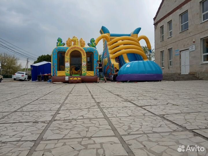 Прокат детских надувных батутов для вашего праздни