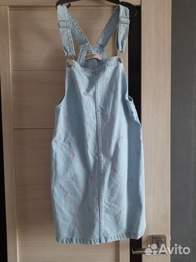 Джинсовый комбинезон для девочки