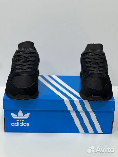 Кроссовки adidas