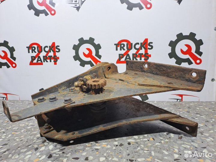 Механизм подъема запасного колеса Mercedes-Benz