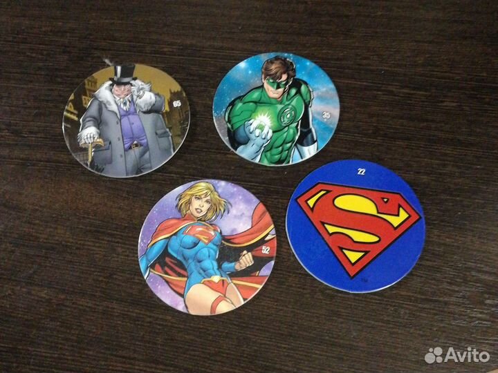 Фишки (несколько с наклейками)