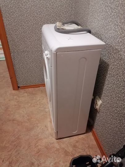 Стиральная машина бу indesit на запчасти