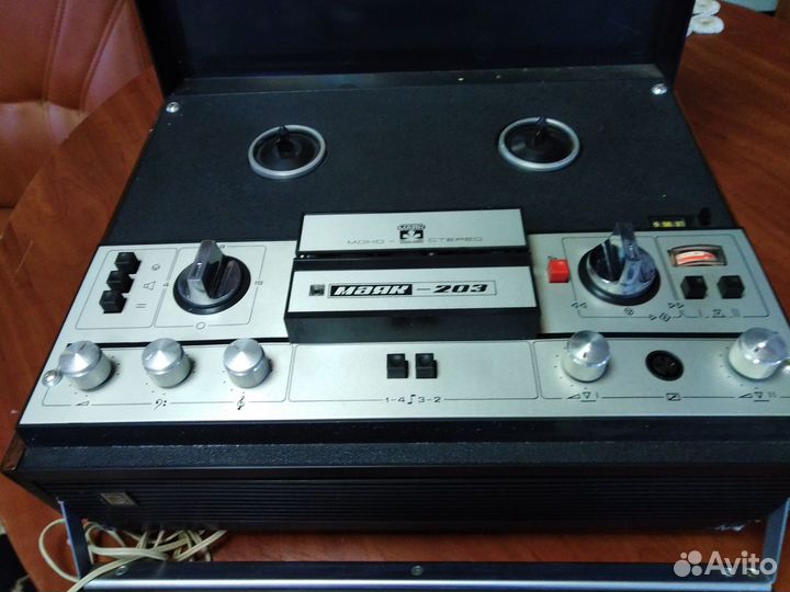 Ретро магнитофоны советского времени