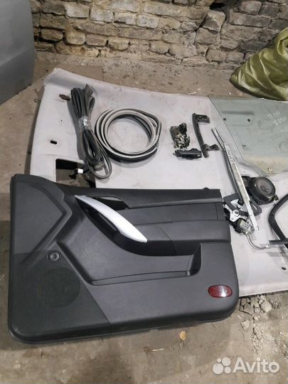 Детали передней правой двери Авео т250