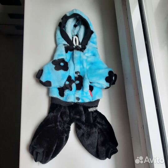 Комбинезон для маленькой собаки