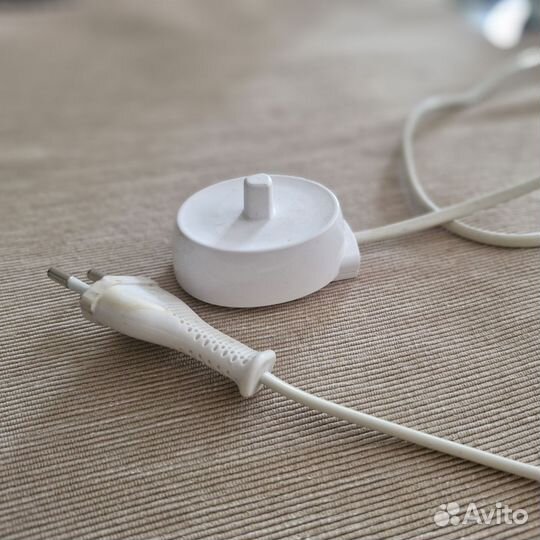 Зарядное устройство для зубной щетки braun