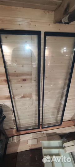 Дверь холодильника