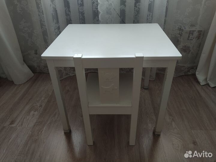 Детский стол со стулом IKEA
