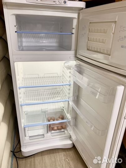 Холодильник indesit