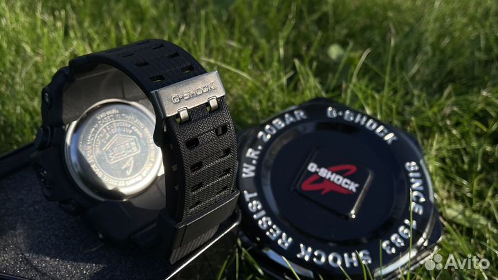 Электронные часы casio