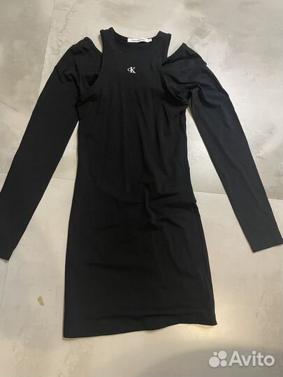 Calvin Klein платье S