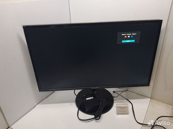 Монитор Samsung S24F354FHI