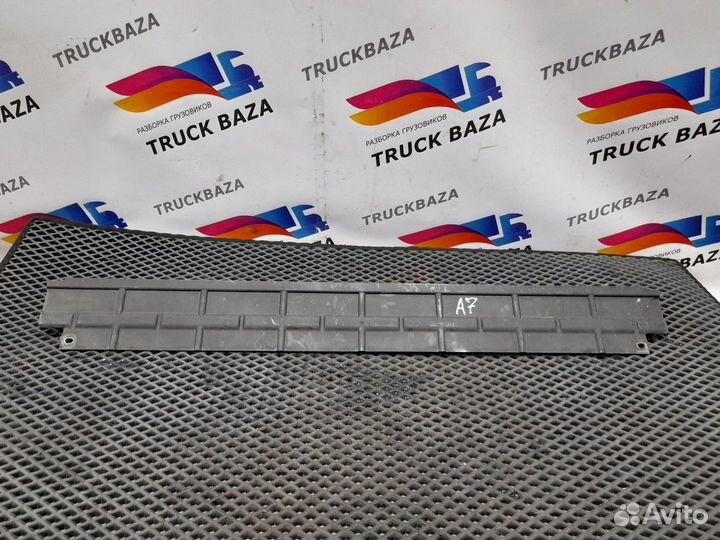 Накладка на радиатор Mercedes-Benz Actros
