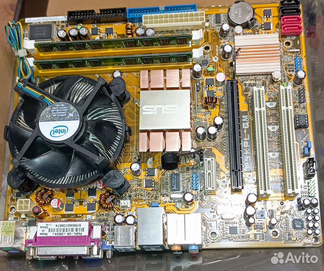 Материнская плата Asus