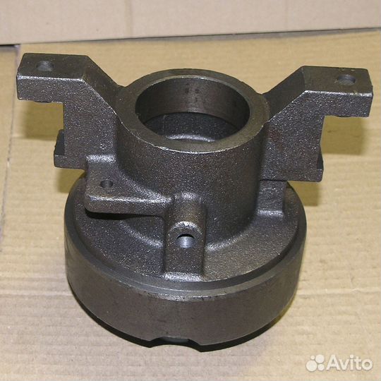 Муфта выжимного подшипника маз-543205 в сборе (см)