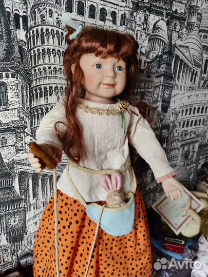 Кукла фарфоровая большая