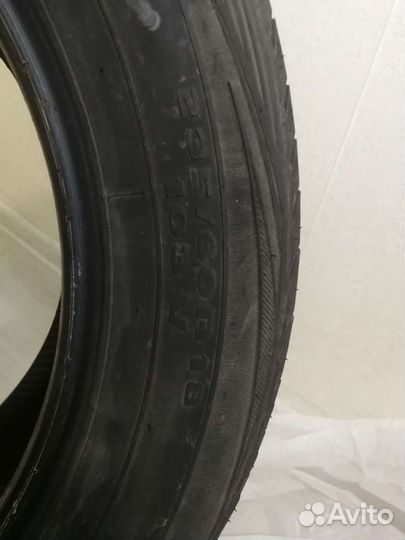 Kumho Road Venture APT KL51 235/60 R18 103V