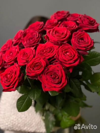 Букет из роз Наоми с доставкой в Омске