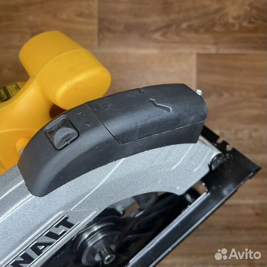 Циркулярка DeWalt