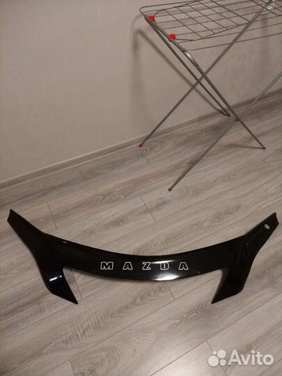 Дефьектор капота