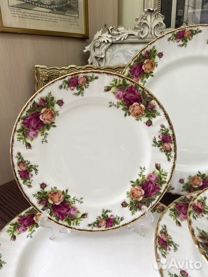 Тарелки Royal Albert серии