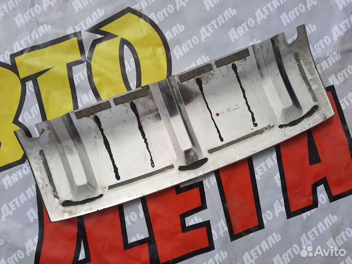 Накладка переднего бампера Land Rover Discovery 16