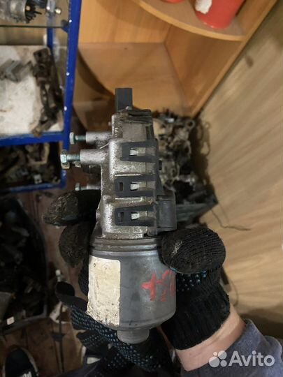 Моторчик стеклоочистителей Volkswagen B5+