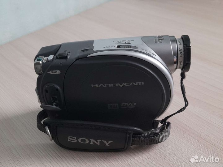 Видеокамера sony