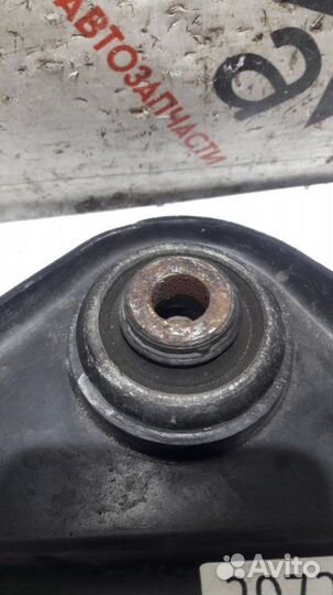 Рычаг подвески передний правый Peugeot 207 WC 5FW