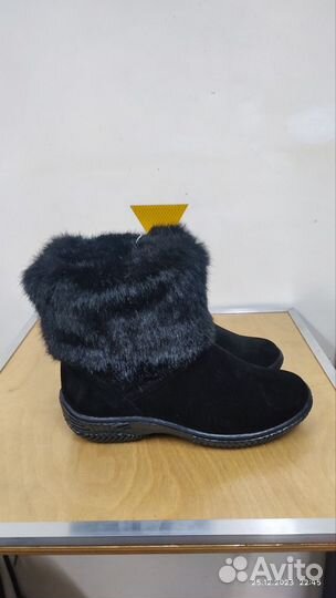 Унты (угги) женские короткие