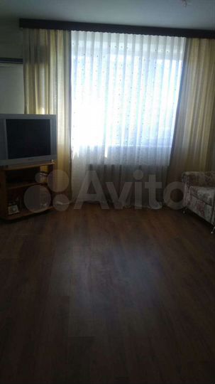 2-к. квартира, 56 м², 10/12 эт.