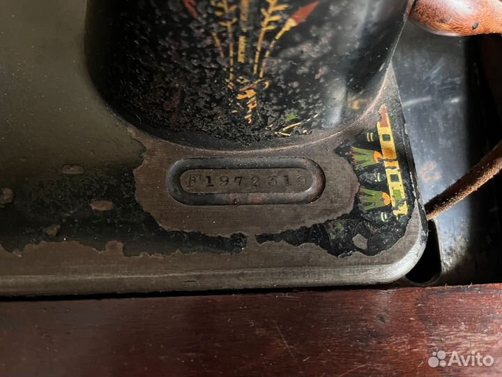 Швейная машинка Singer ножная в рабочем состоянии