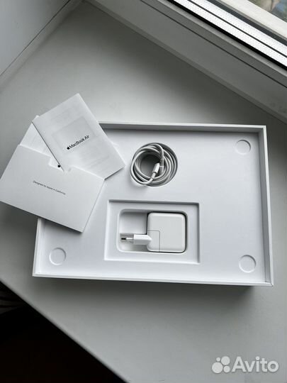 Apple MacBook air 13 2020 m1 16gb 256gb