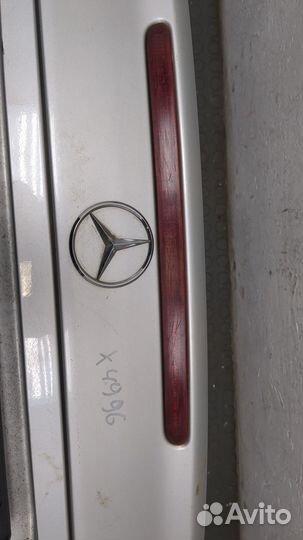 Крышка багажника Mercedes C W203, 2002