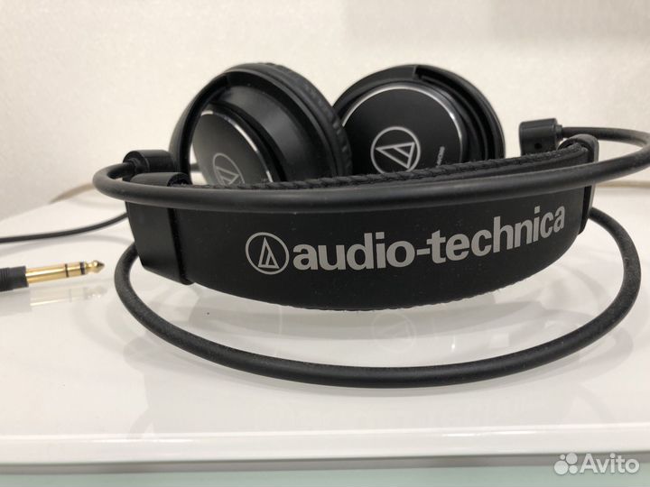 Наушники Audio-Technica ATH-AVC500