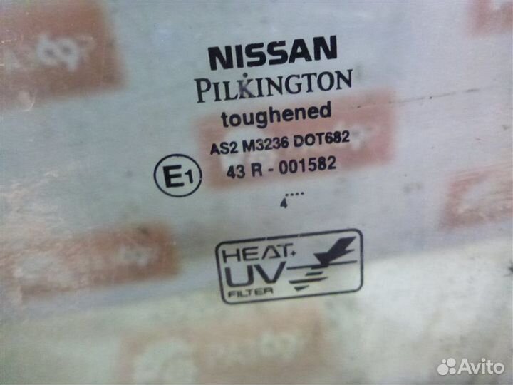 Стекло двери переднее левое Nissan Almera N16