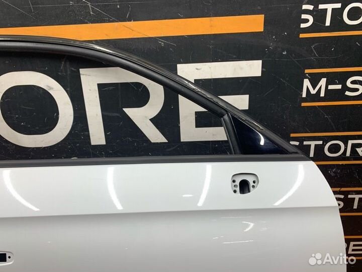 Дверь передняя правая Audi A1 8X caxa 2012