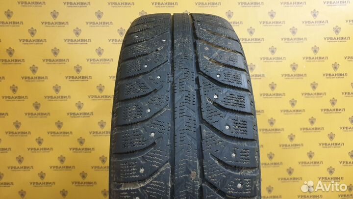 Bridgestone Ice Cruiser 7000 215/60 R17