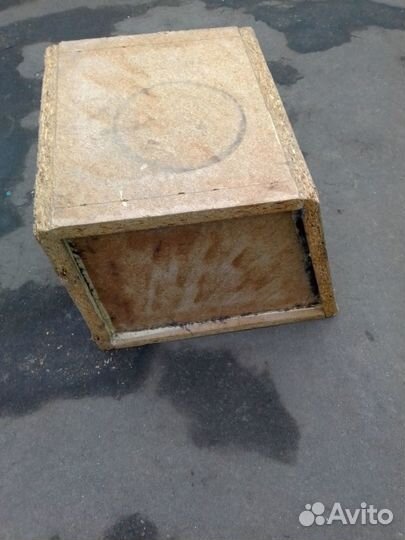 Короб под динамик 10