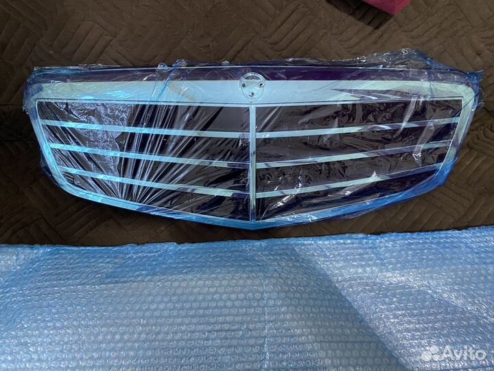 Решетка радиатора на mercedes w212